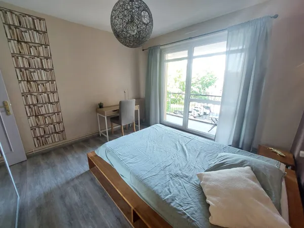 Loue chambre en colocation 14m² Bordeaux limite Mérignac