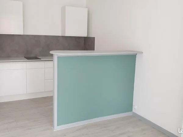 Appartement F2 52m² état neuf