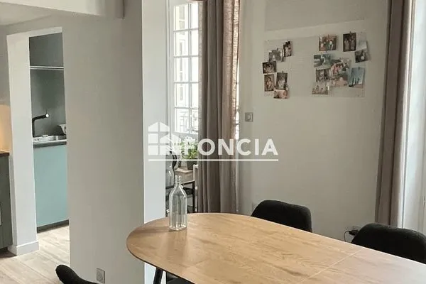 Appartement 1 pièce 55 m²