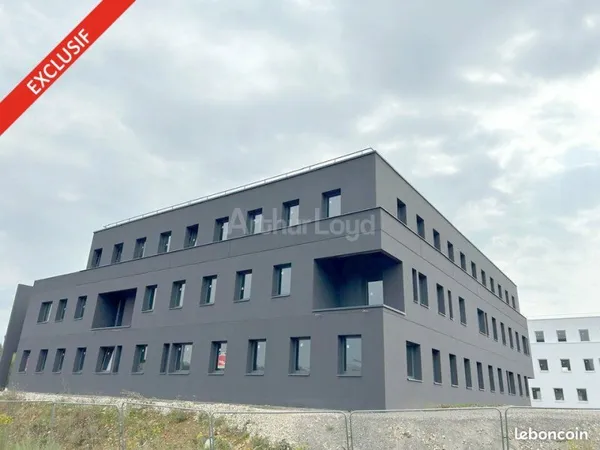 Bureaux 1 542 m²