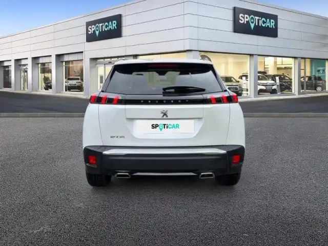 Peugeot 2008 puretech 130 s&amp;s eat8 allure — photo 4