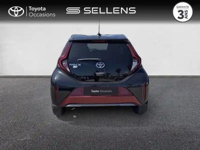 Toyota Aygo x 1.0 vvt-i 72ch collection s-cvt — photo 4