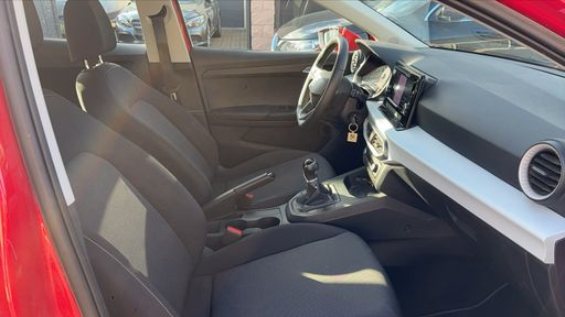Seat Ibiza 1.0 EcoTSI 95 - Business – 2022 – 127512 km – Essence – Boîte Manuelle — photo 11