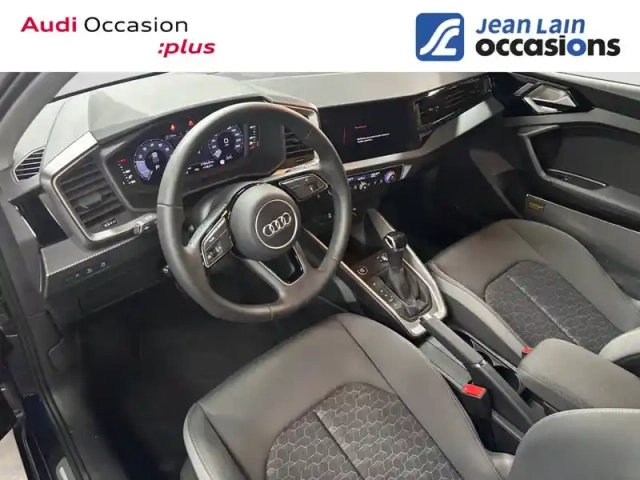 Audi A1 sportback 25 tfsi 95 ch s tronic 7 — photo 32