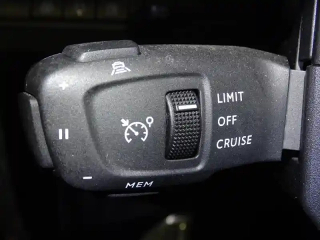 Peugeot 3008 plug-in hybrid 225ch gt e-eat8 — photo 16