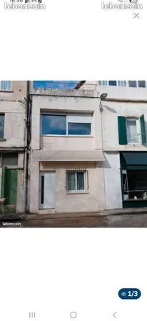 Vend maison de ville a usage mixte
