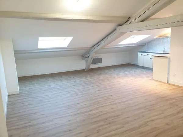 Appartement de 80m2 à louer sur Saint-Étienne