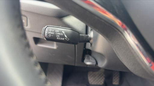 Skoda Octavia 1.5 eTSI 150 DSG7 - Business – 2023 – 156283 km – Hybride essence – Boîte Automatique — photo 17