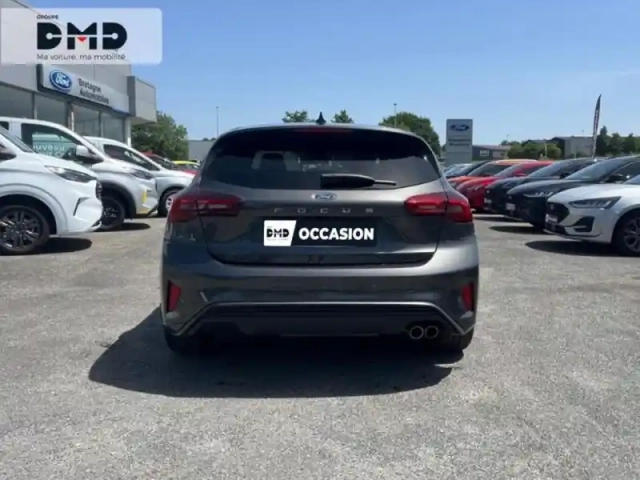 Ford Focus 1.5 ecoblue 115ch st-line x bva8 — photo 11