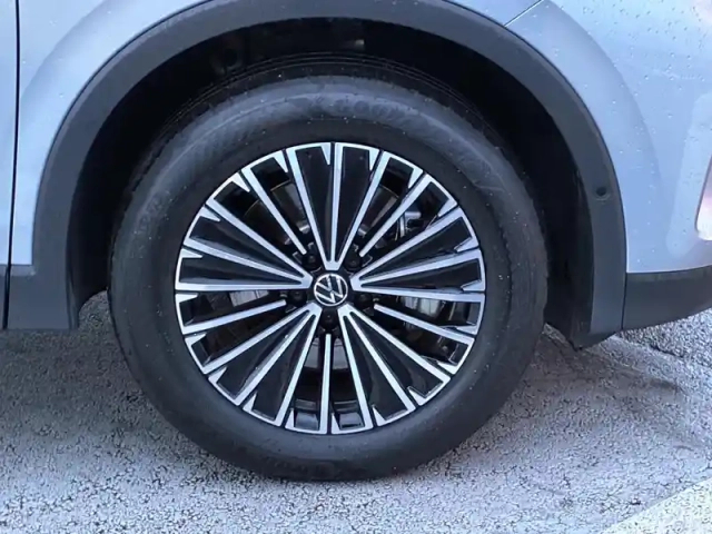 Volkswagen Tiguan 1.5 ehybrid 204ch dsg6 — photo 10