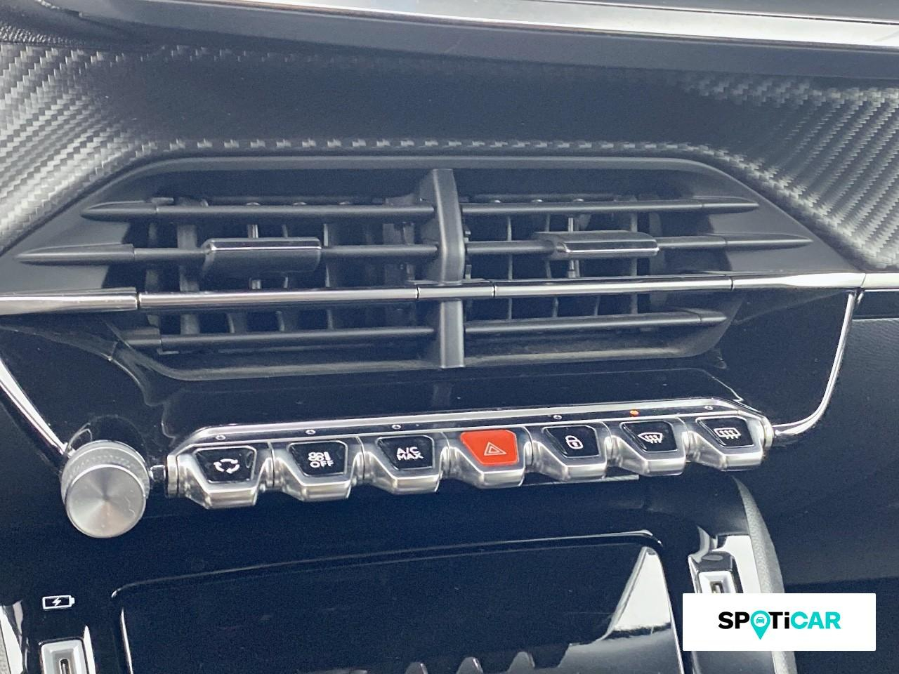 Peugeot 2008 1.2 puretech 130ch s&s allure eat8 — photo 15