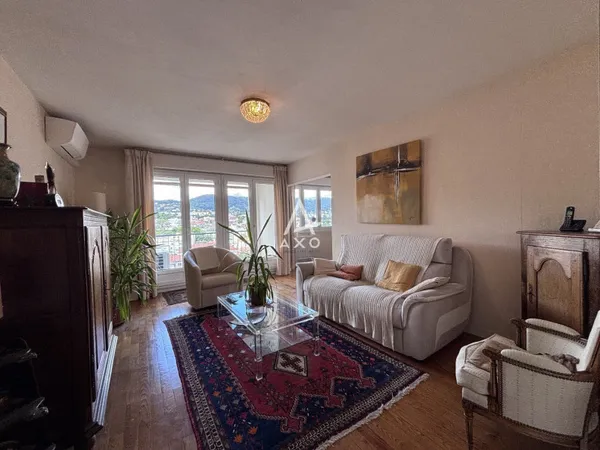 Appartement 5 pièces 99 m²