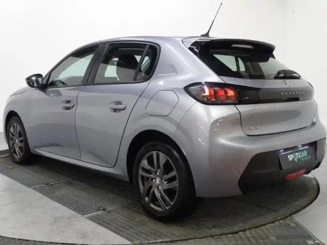 Peugeot 208 1.2 puretech 75ch s&amp;s active business — photo 5
