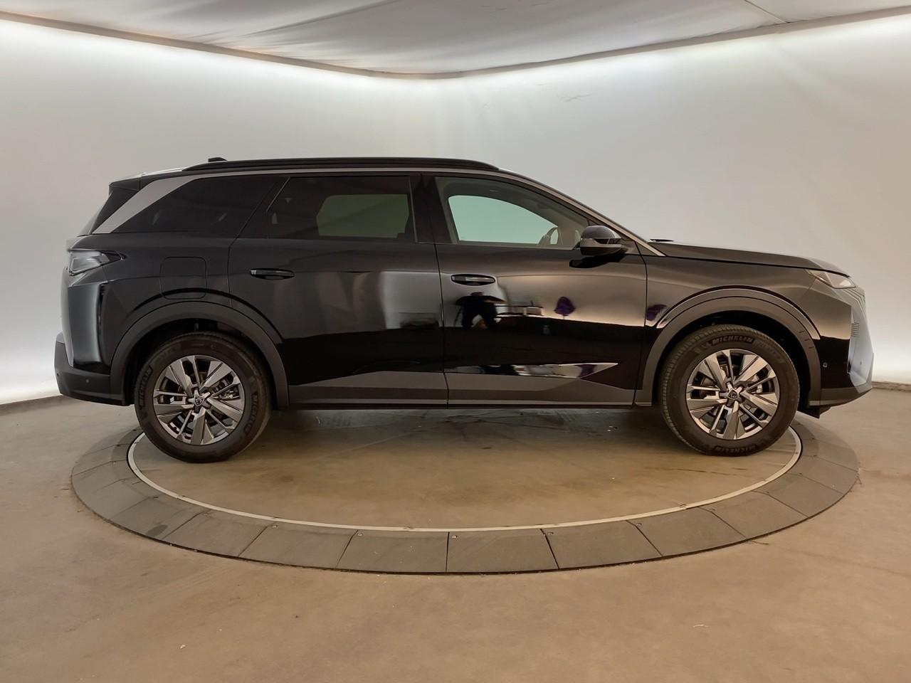 Peugeot 5008 hybrid 145 ch e-dcs6 allure — photo 4