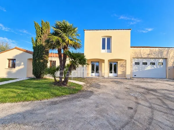 Maison à vendre 7 pièces SAINT GEORGES DE DIDONNE (17) - Grand Garage - Terrain de 945m²