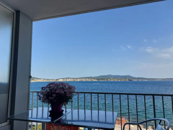 Vends appartement 62m² face à la mer Corniche des Baux 83110 Sanary