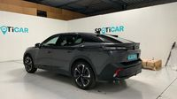 Peugeot 408 PHEV 180ch Allure Pack e-EAT8 — photo 7