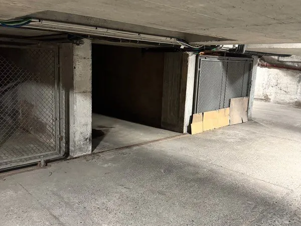Garage à louer direct propriétaire - Gare / musée d'art moderne Strasbourg