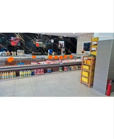 Locale commercial 230m2