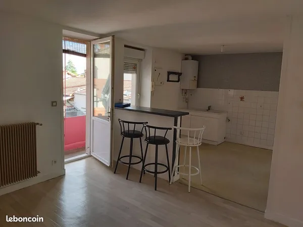 Loue T 3 Rue Mulsant Roanne