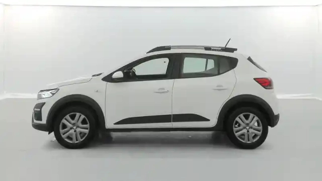 Dacia Sandero tce 90 — photo 15