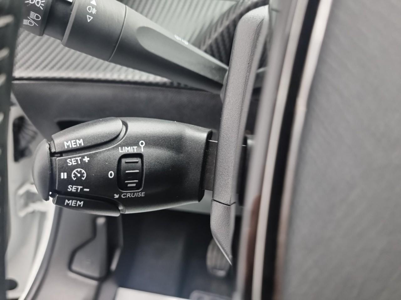Peugeot 2008 bluehdi 110 s&s bvm6 allure — photo 22