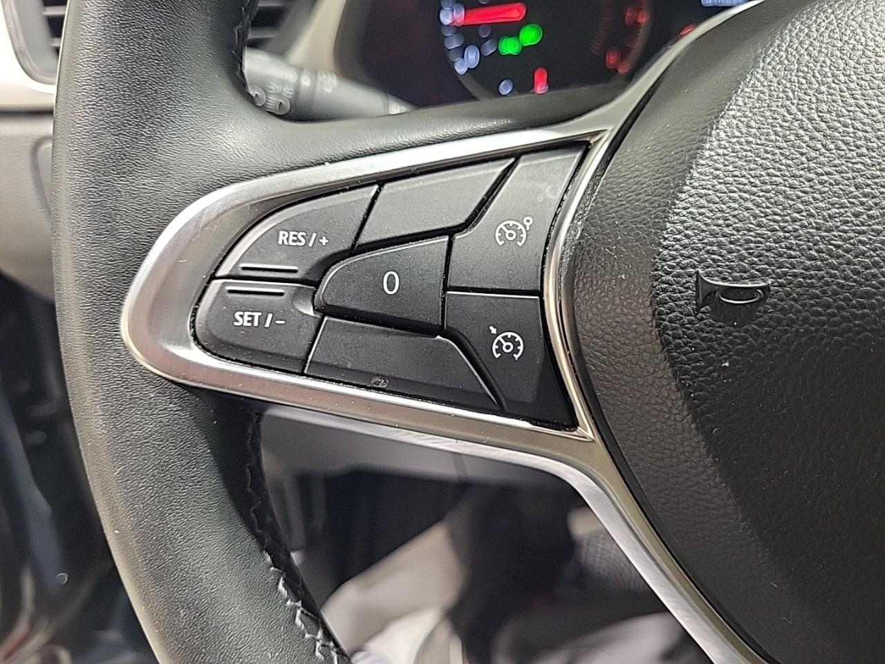 Renault Captur tce 90 equilibre — photo 22