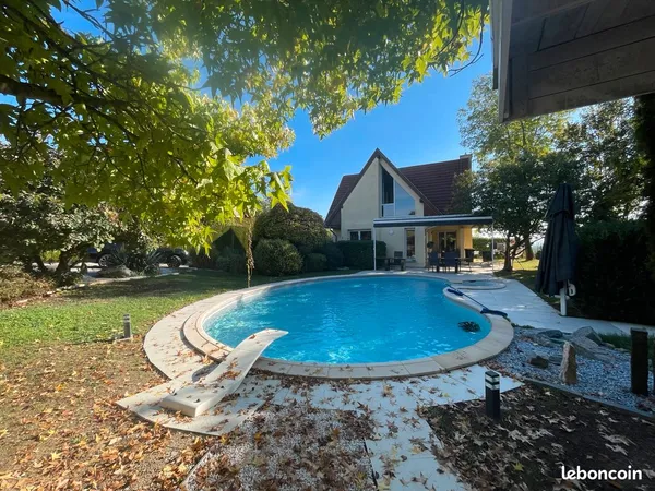 BRUEBACH Maison 160 m²/piscine/ 9 ares écrin de verdure
