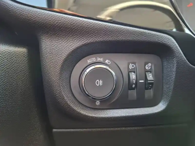 Opel Corsa 1.2 turbo hybrid 100 ch e-dct6 — photo 52