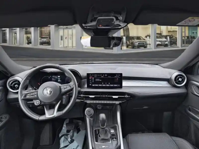 Alfa Romeo Tonale 1.3 phev 280ch ti at6 e-q4 — photo 8