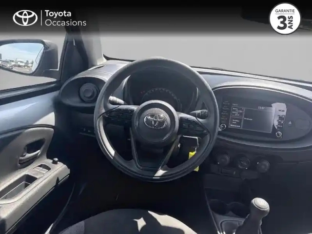 Toyota Aygo X 1.0 vvt-i 72ch active business — photo 9