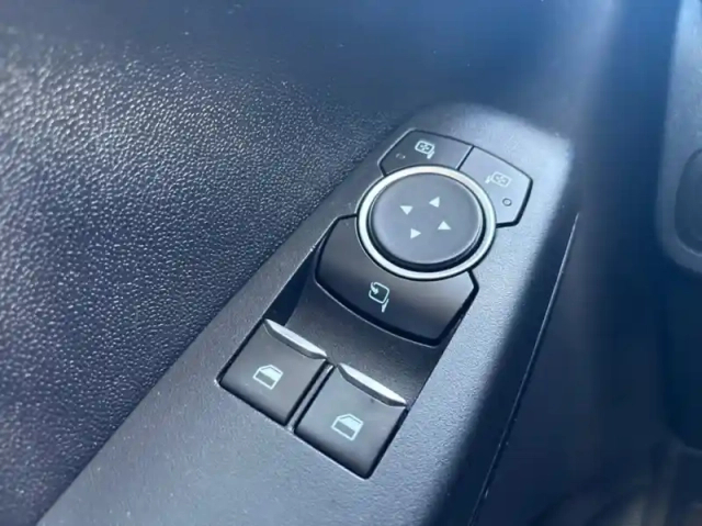 Ford Fiesta 1.0 ecoboost 95ch connect business nav 5p — photo 6