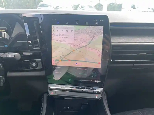 Renault Austral e-tech hybrid 200