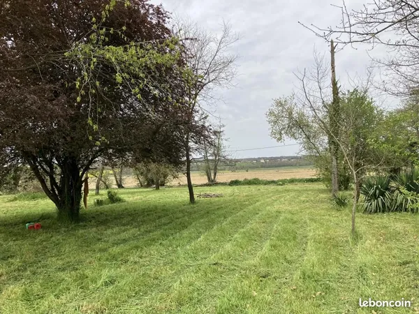 Terrain 1 767 m² Mondavezan