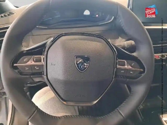Peugeot 2008 e- 156ch style — photo 27