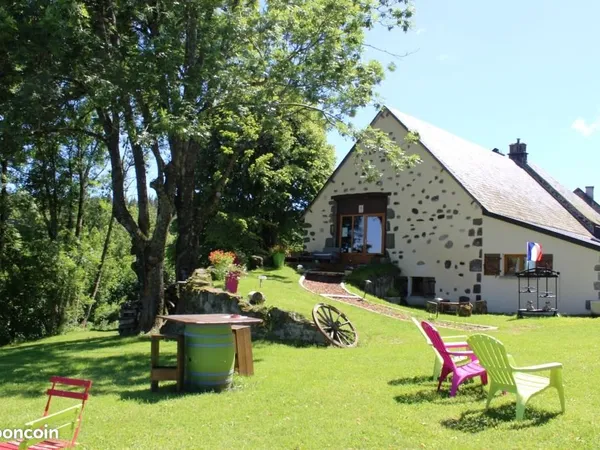 Gites + lodges insolites