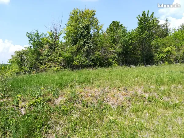 Terrain à construire de 850 m2