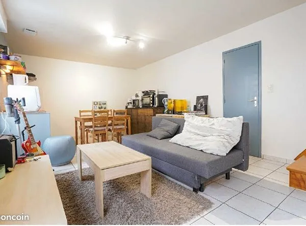 Loue maison T2 à St Erblon