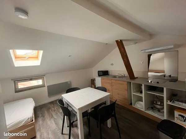 À louer studio meublé