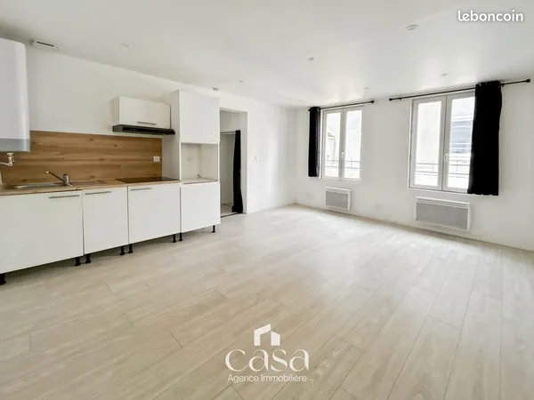 Studio 1 pièce 30 m²