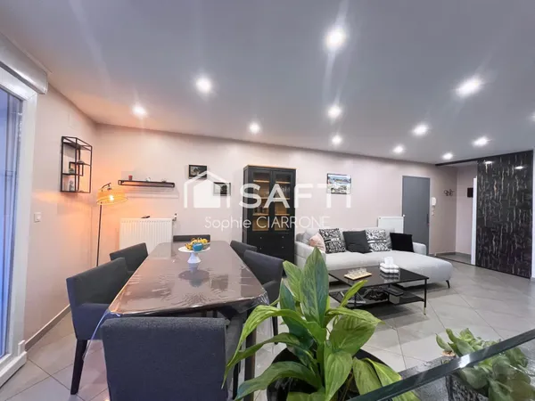 Coup de coeur assuré pour cet appartement T3 de 70 m² entièrement rénové, avec terrasse de 18 m², pa