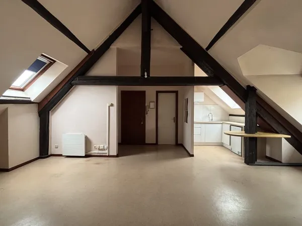 METZ HYPER CENTRE - STUDIO