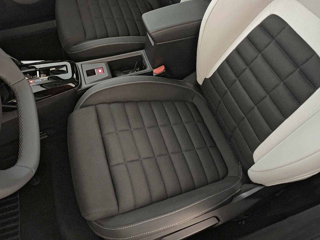 Citroën C3 Aircross hybride 145 ch aut max — photo 9