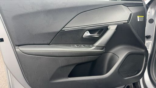 Peugeot 2008 1.2 PureTech 130 - GT Line – 2020 – 117500 km – Essence – Boîte Manuelle — photo 18