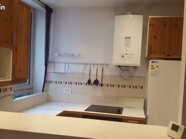 AUXERRE LOUE MAISON T3 MEUBLE 50 M² proche centre ville