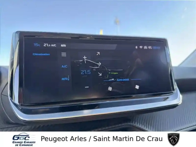 Peugeot 208 hybrid 100 e-dcs6 — photo 63