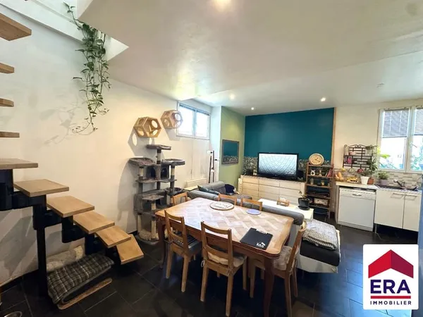 Maison de ville - 4 chambres - local commercial possible