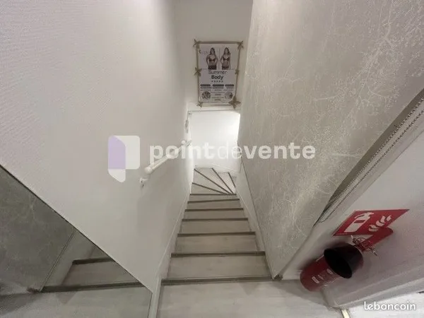 Commerce beauté/coiffure 50 m²