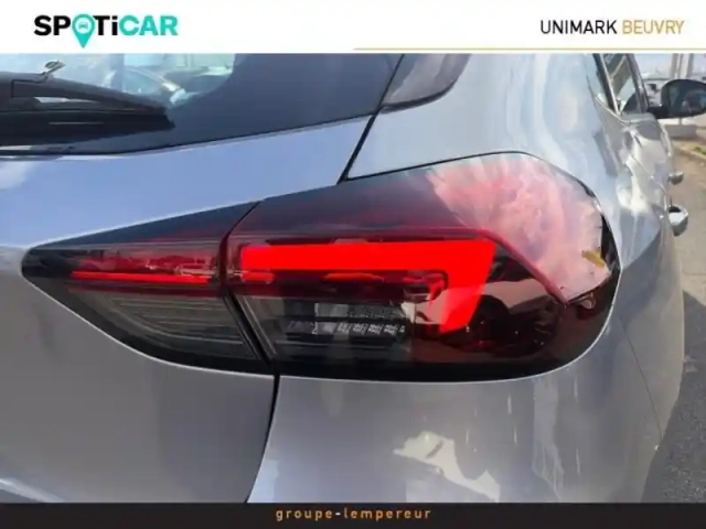 Opel Corsa 1.2 turbo 100ch gs line — photo 4