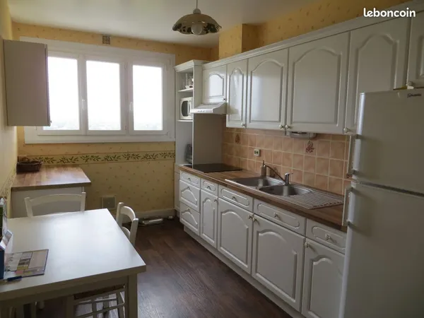 Appartement T4 + balcon sud-est